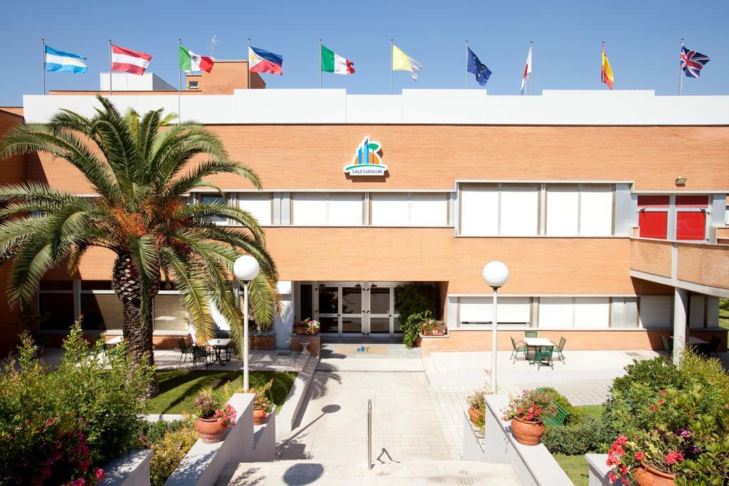Casa Per Ferie Salesianum * Фьюмичино